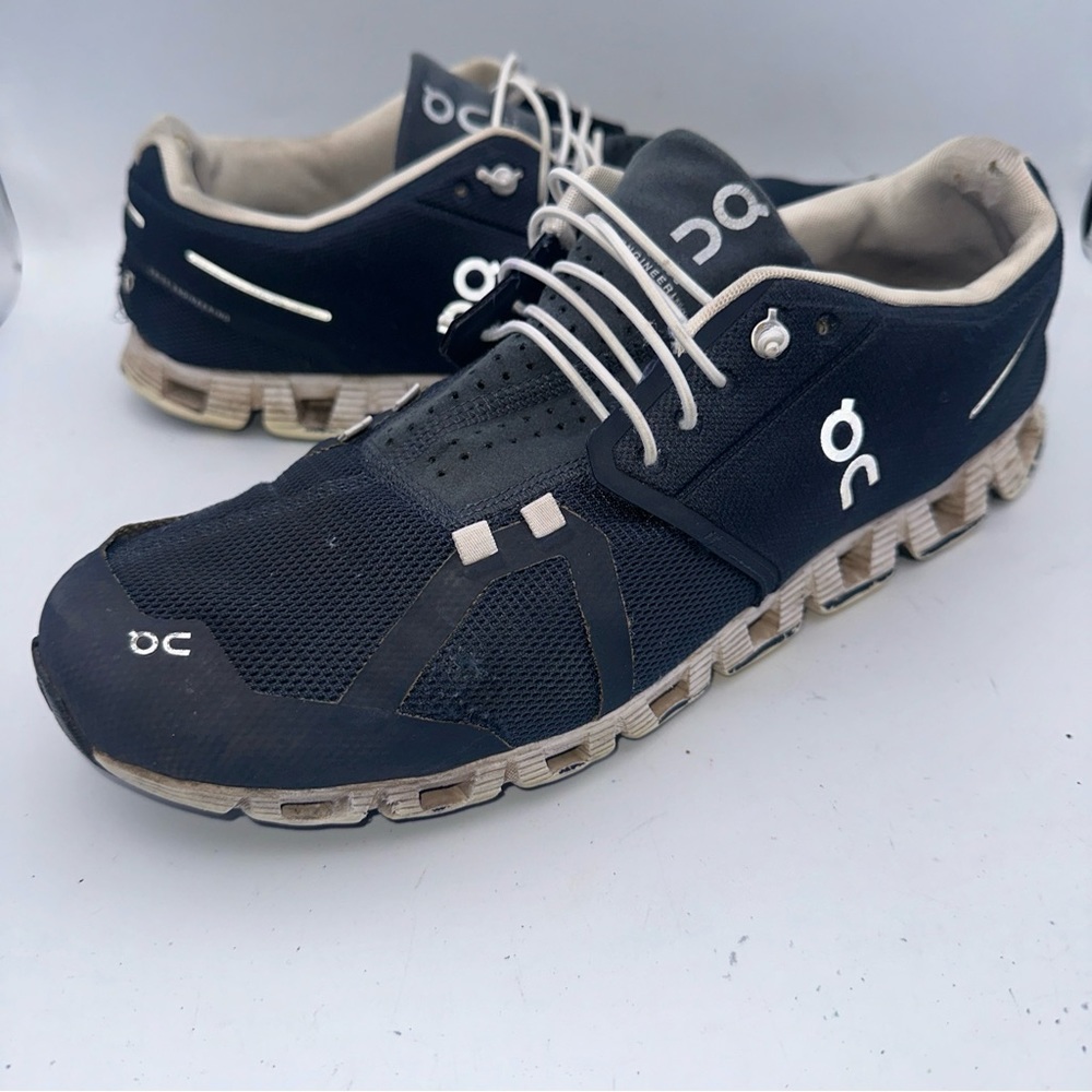 On Cloud Navy White Cloudtec Running Shoes Men's Size 13